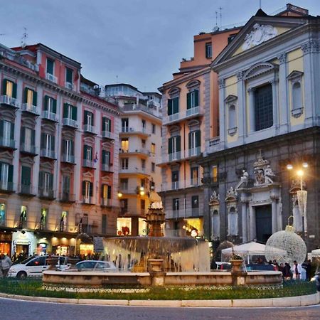 Traversa Toledo, Intero Appartamento Al Plebiscito Neapel Exteriör bild